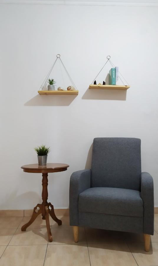 Central Apartment, Fully Equipped Himare Ngoại thất bức ảnh