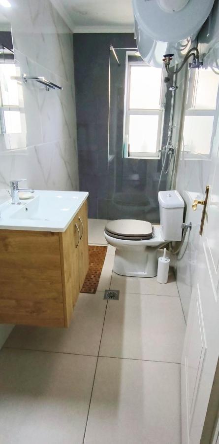Central Apartment, Fully Equipped Himare Ngoại thất bức ảnh