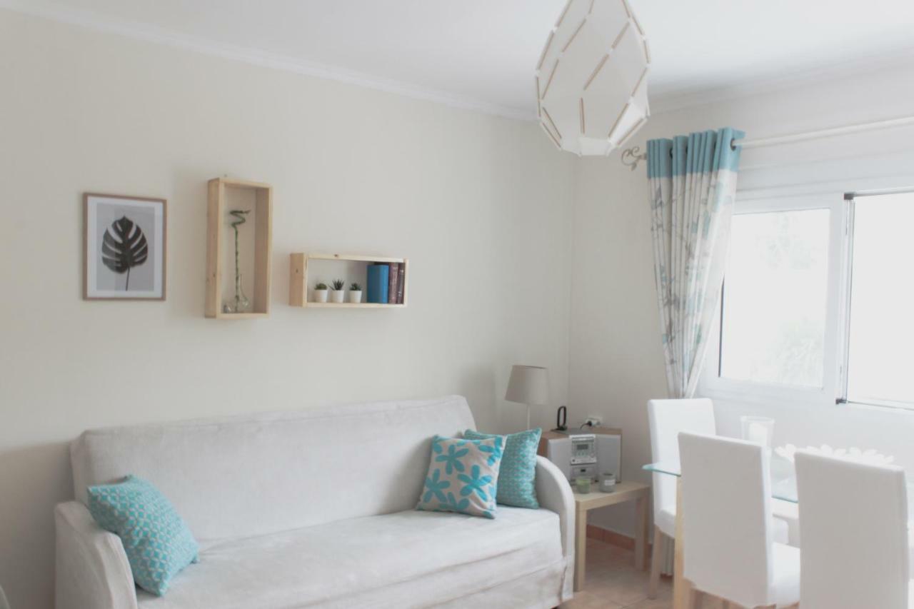Central Apartment, Fully Equipped Himare Ngoại thất bức ảnh